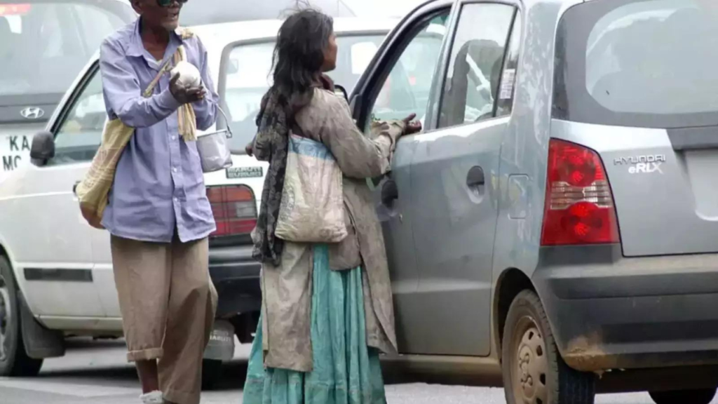 Disguised beggars in Gulf