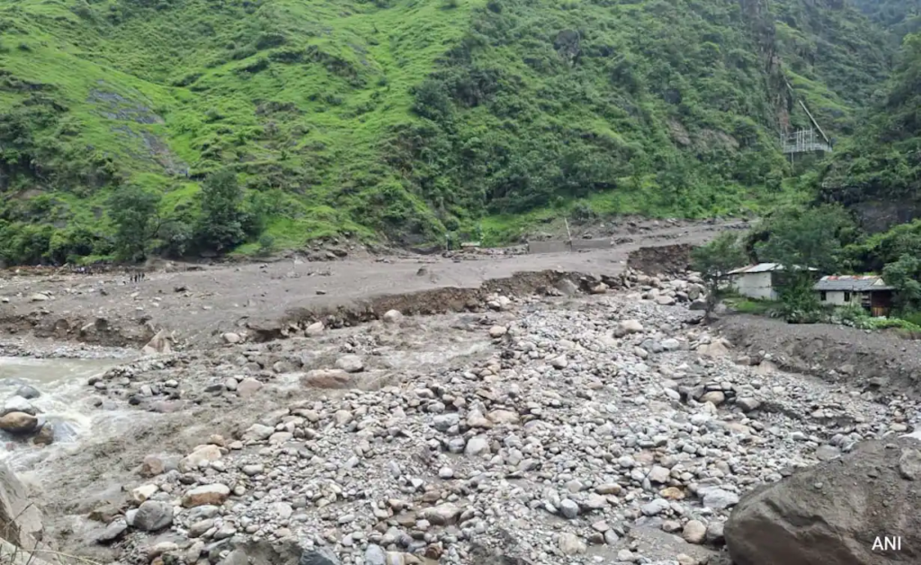 Himachal Pradesh cloudburst 