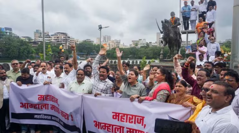 Shivaji Statue Collapse